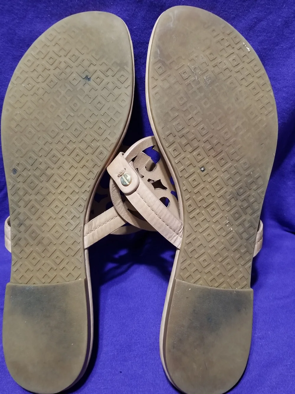 Tory Burch Women's Shoe Size 8 Taupe Miller Logo Leather Thong Sandals